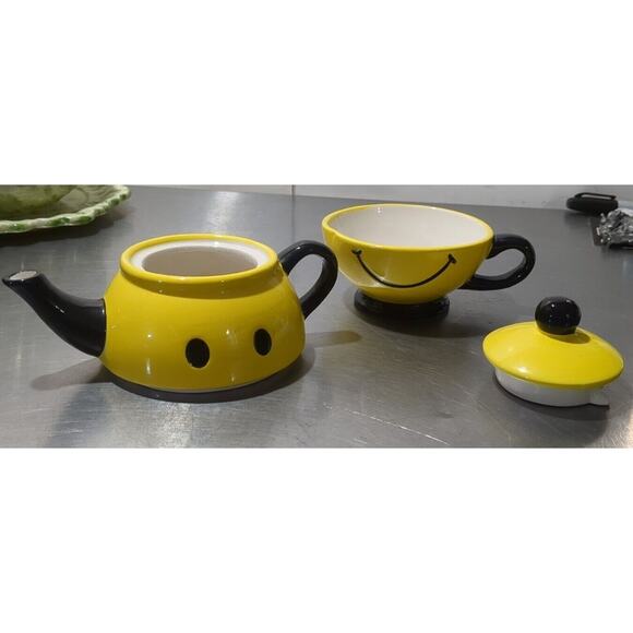 Smiley Face 3 Piece Tea Pot Mug ”Breakfast makes me happy” Cracker Barrel Yellow - Picture 4 of 6